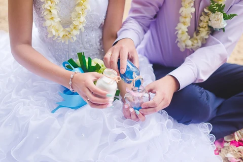 It's easy to plan the perfect wedding unity sand ceremony! Find out what supplies you need for a wedding unity sand ceremony right here.